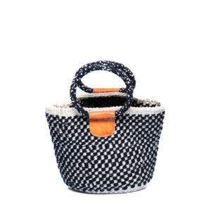 Kleine Tasche mit Perlengriffe